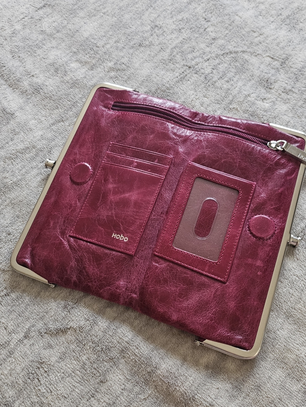Hobo Lauren Wallet Red Leather - Picture 3 of 9